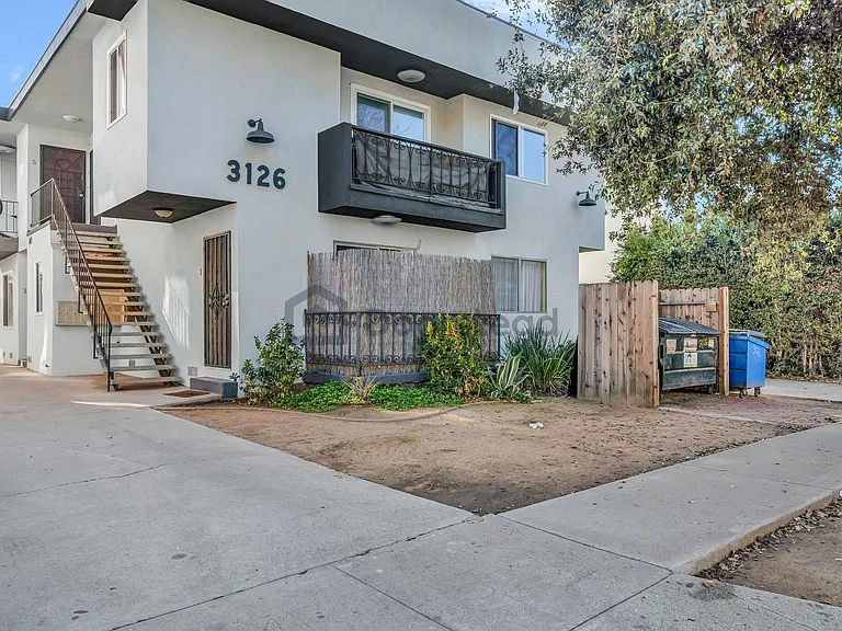 3126 S Canfield Ave #7 — Photo 1