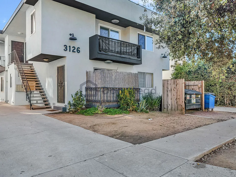 3126 S Canfield Ave #7