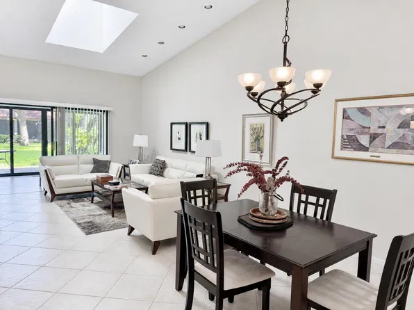 6364 Kings Gate Cir, Delray Beach, FL 33484
