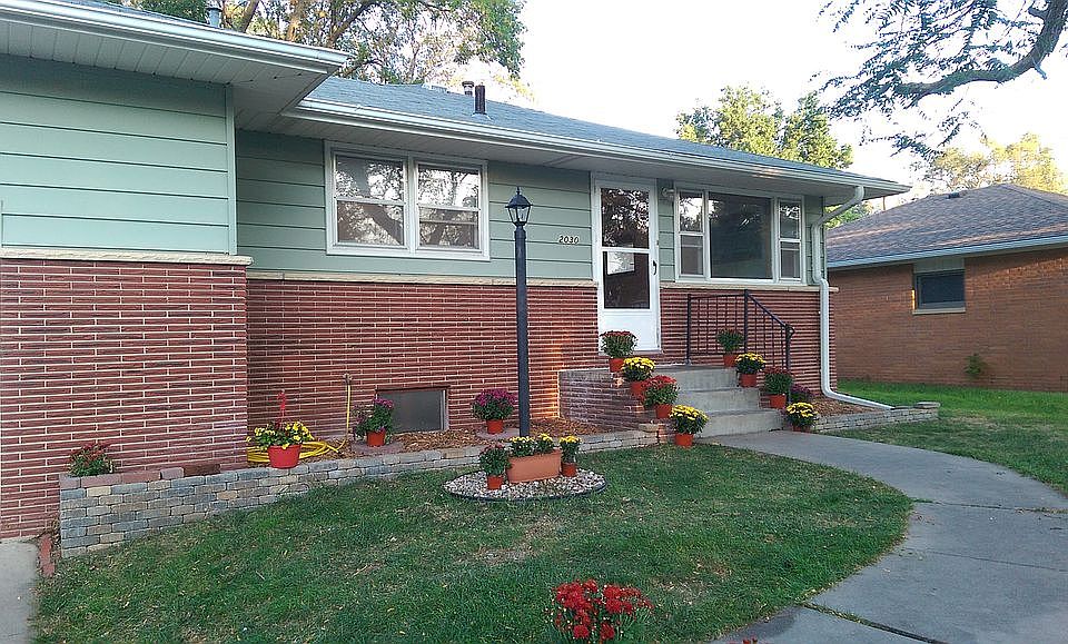 1st image of 2030 N 60th St