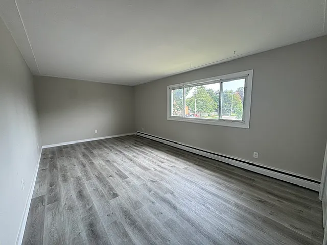 142 4th Ave #5 — Photo 2