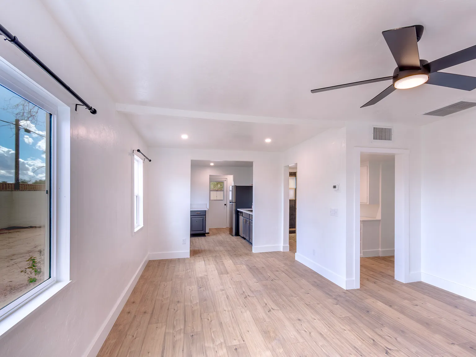 2 bed, 950 sqft, $1,395 — Photo 1
