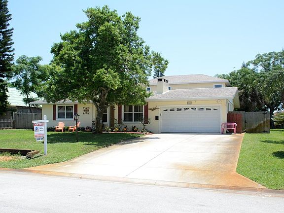 3rd image of 54 Ivanhoe Dr