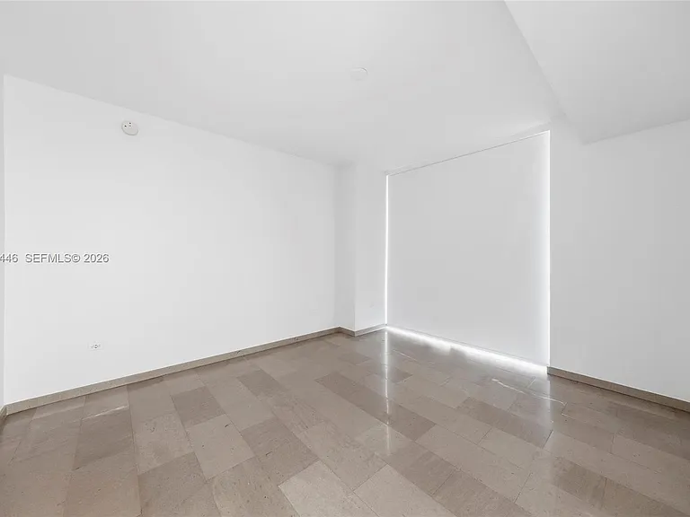 88 SW 7th St #2008 — Photo 15