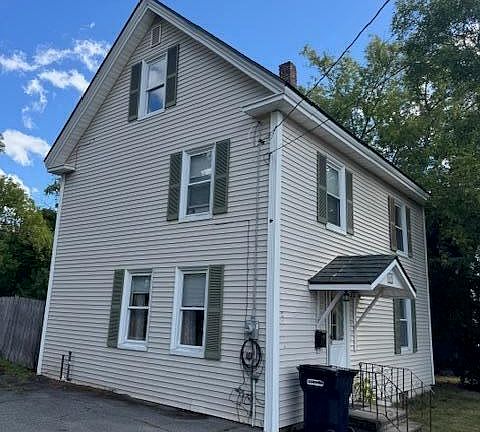 4th image of 89 Larkin St