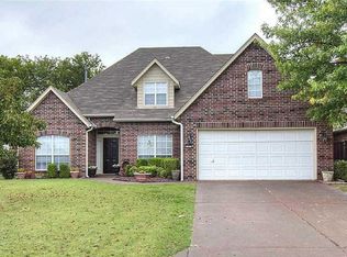19523 E 46th St S, Broken Arrow, OK 74014