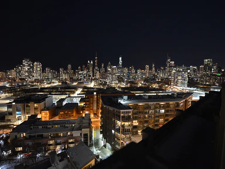 900 N Kingsbury St #809 — Photo 30