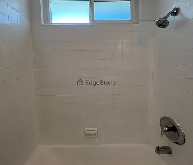 4363 W 136th St #E — Photo 10