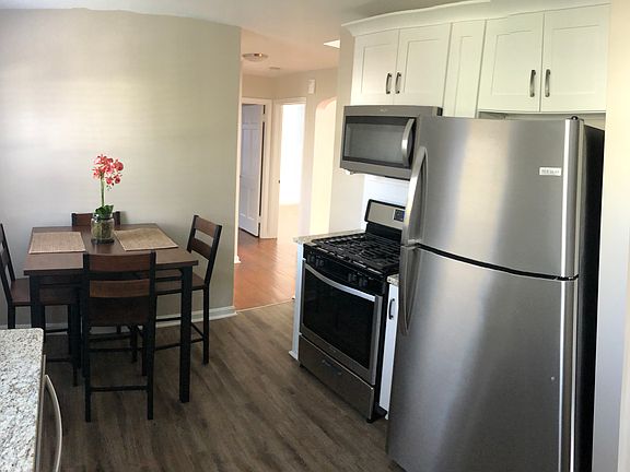 4th image of 463 E 329th St