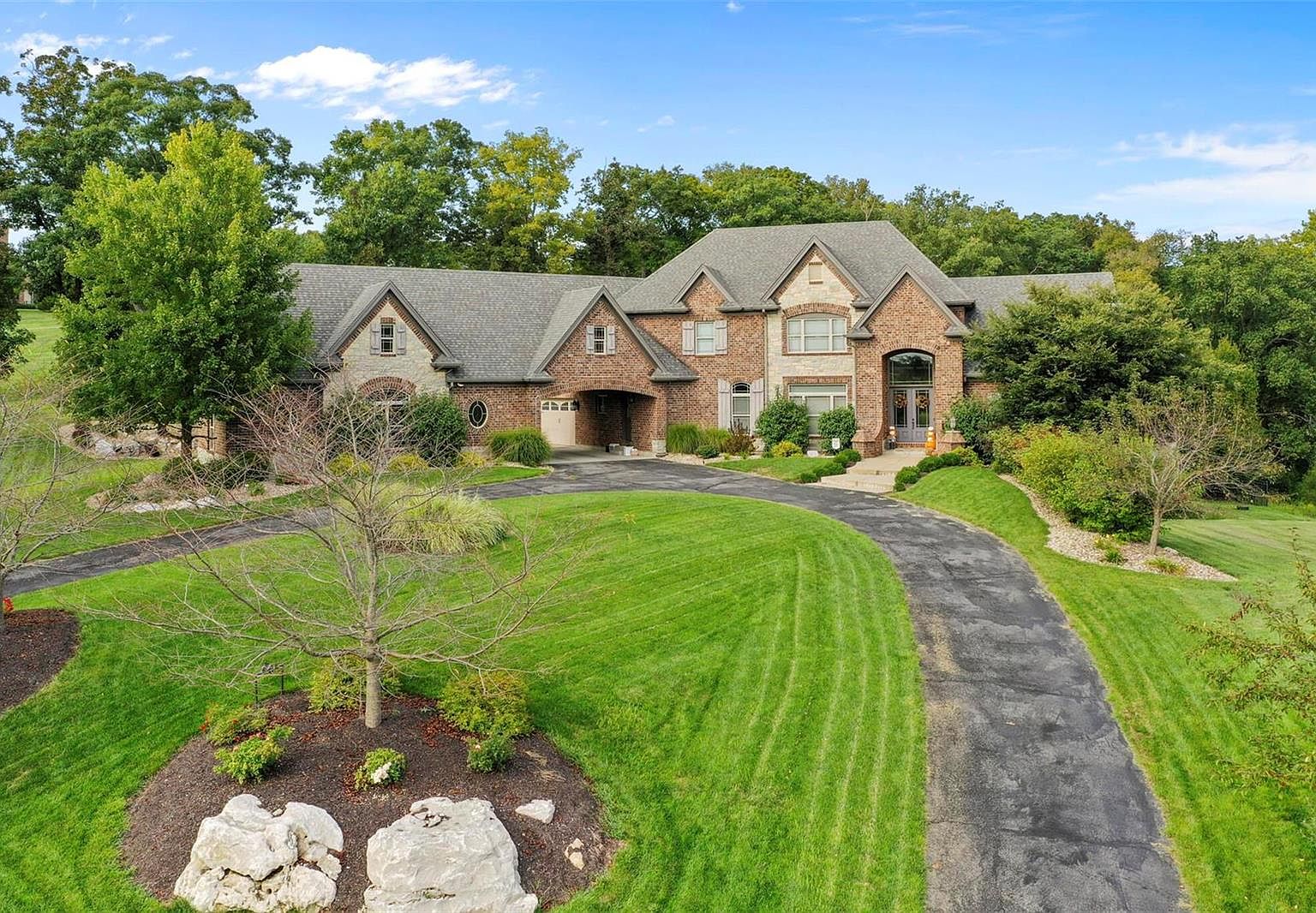 9707 Avondale Hills Ln, Wentzville, MO 63385 Zillow