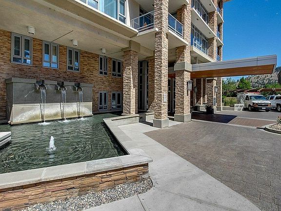 3rd image of 1075 Sunset Dr #2207
