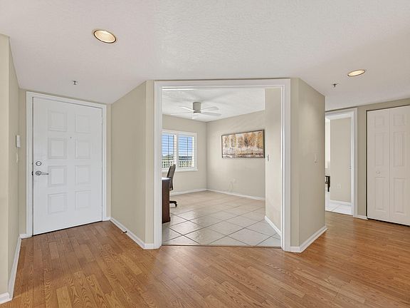 5th image of 5906 CRYSTAL SHORES Drive #404