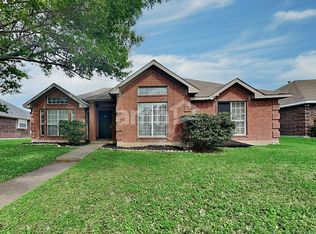 2717 Primrose Ln, Rowlett, TX 75089