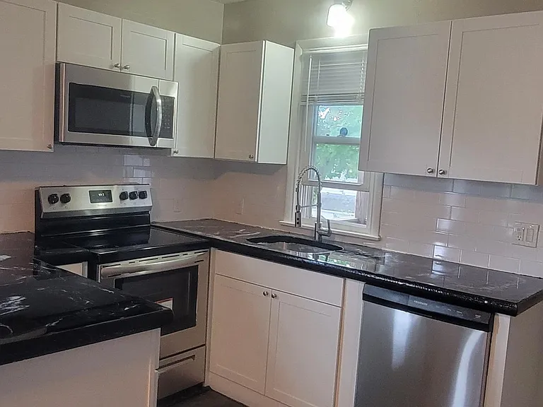 29 Connecticut Ave #2 — Photo 7