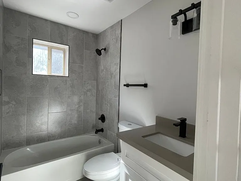 Charming 1 bed 1 bath in great location! — Photo 63