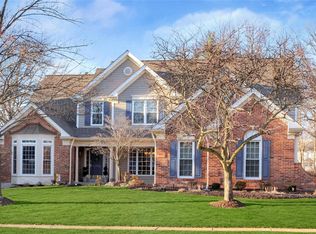 2733 Joyceridge Dr, Chesterfield, MO 63017