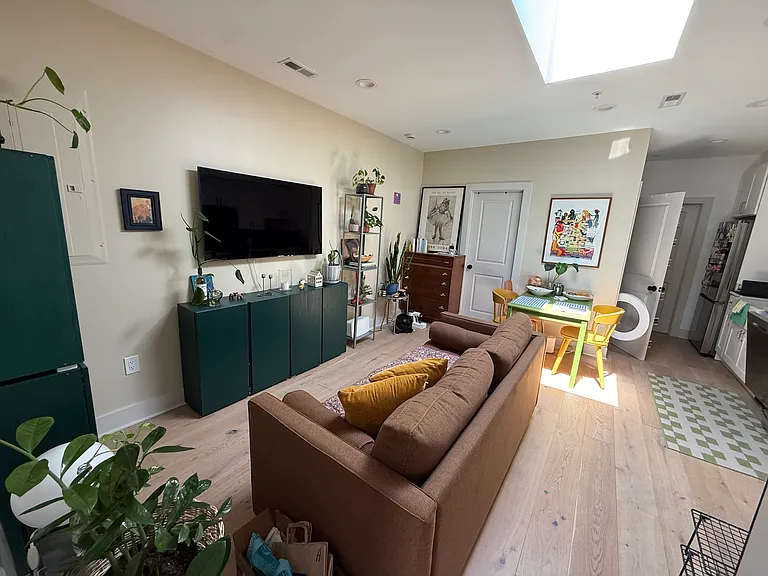1114 Penn St NE #3 — Photo 34