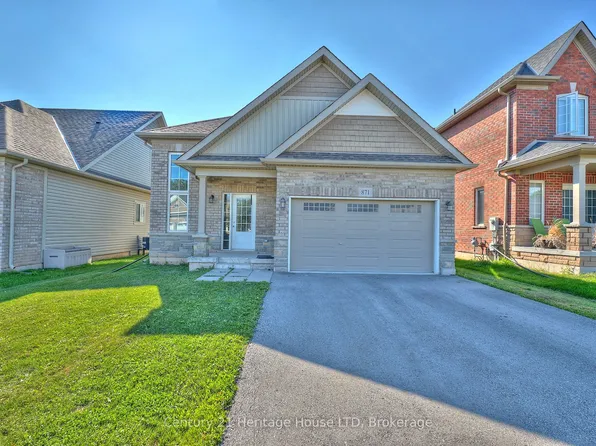 871 Burwell St, Fort Erie, ON L2A 0E3