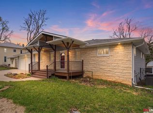 1305 S 4th Ave, Beatrice, NE 68310