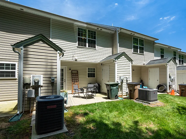 125 Swan Haven Ln — Photo 17