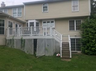 8100 Hollygate Dr, Glenn Dale, MD 20769