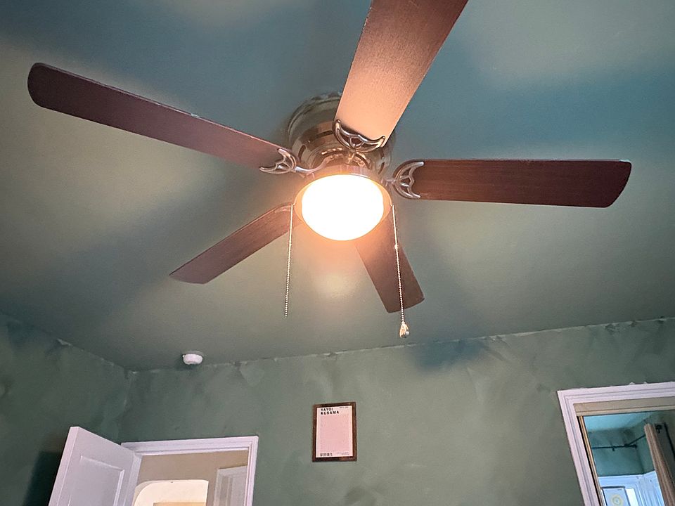 1st image of 2669 Waverly Dr #2