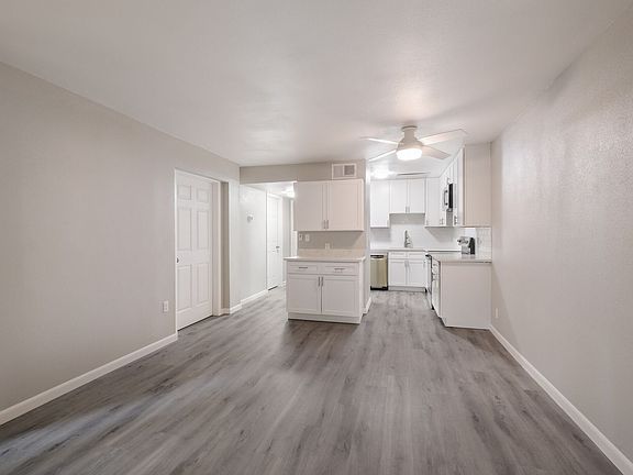 4th image of 404 E Park Ave APT 4