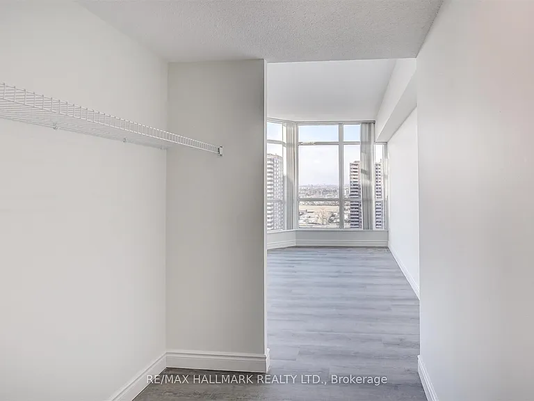 5 Rowntree Rd #Penthouse 1916 — Photo 23