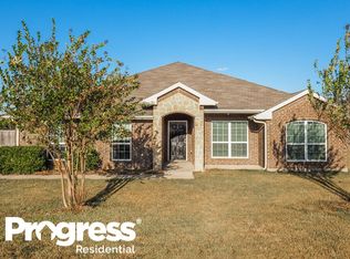 300 Windmill Ct, Waxahachie, TX 75167