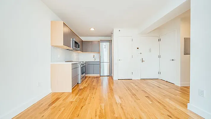 Rented by Jason A Moore, LREB | media 32