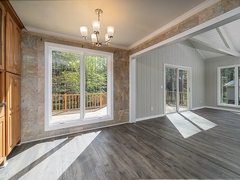 4079 Dunnington Dr — Photo 18
