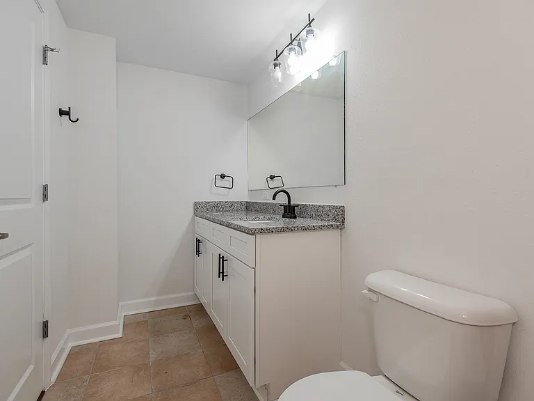 5630 Pershing Ave #42 — Photo 14