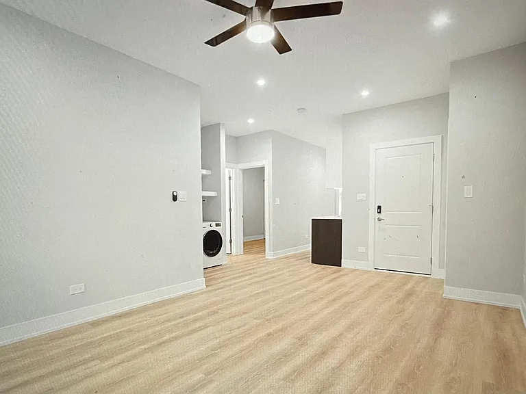1320 W Birchwood Ave #1 — Photo 5