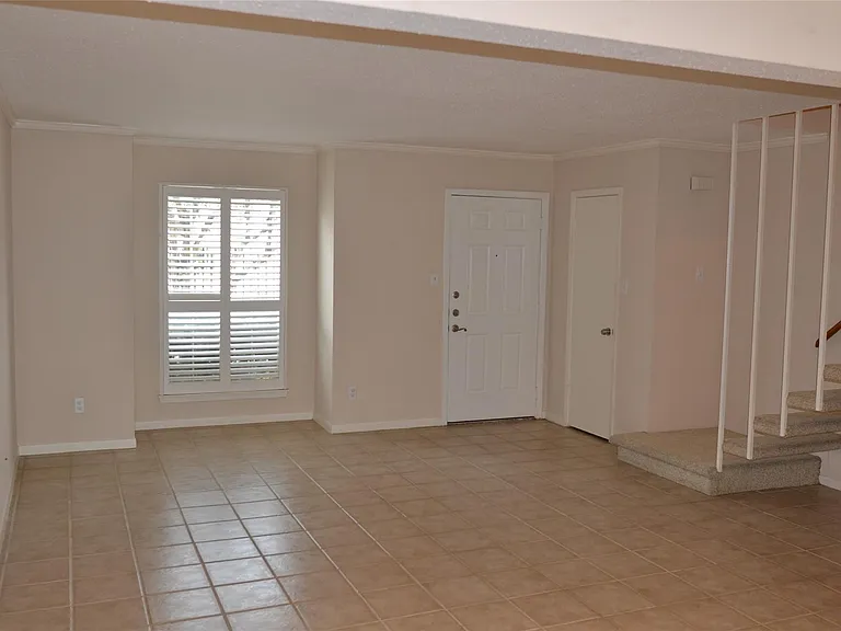 6111 Beverly Hill St #43 — Photo 6