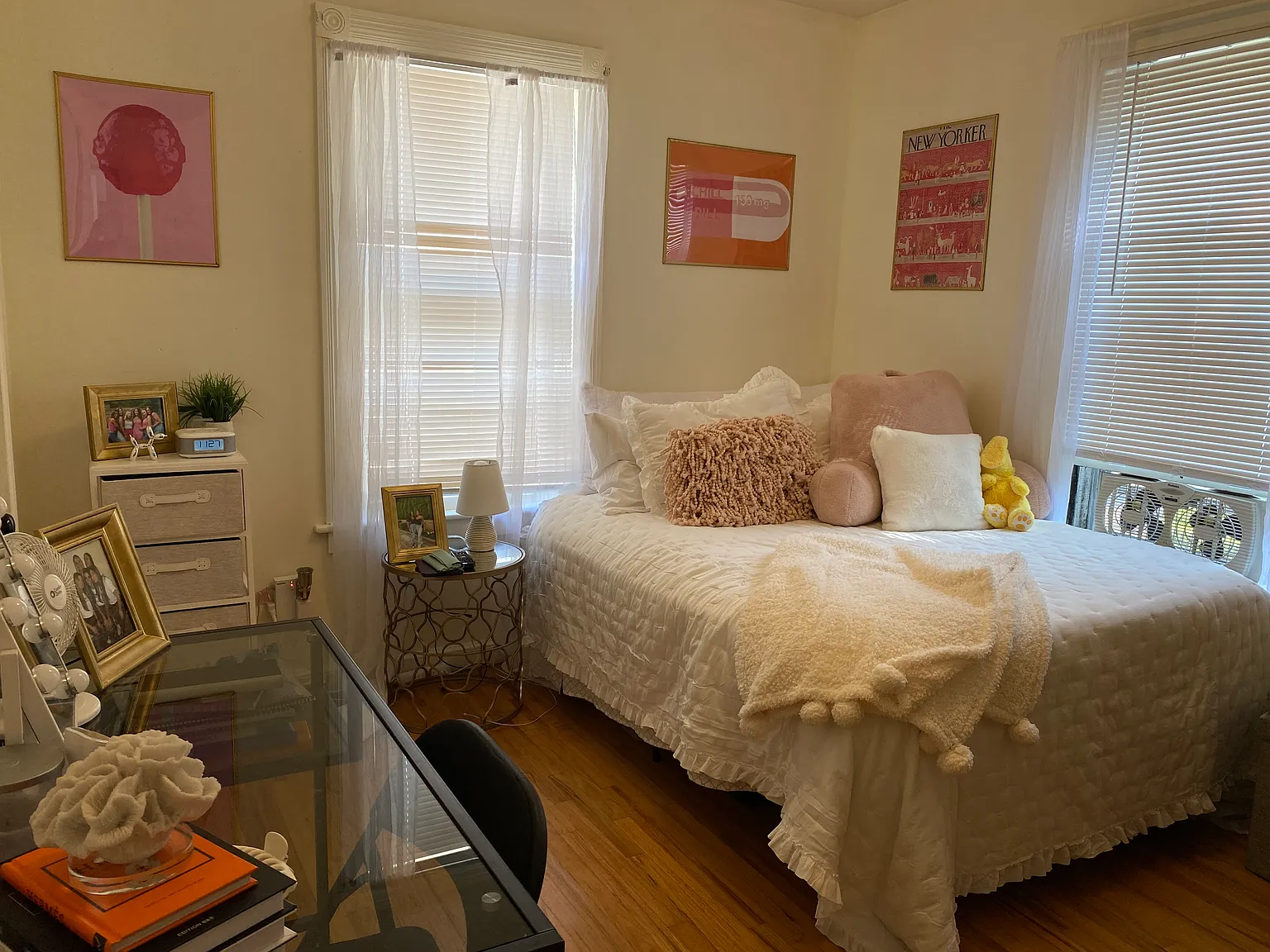 3 bed, 1000 sqft, $2,175 — Photo 4
