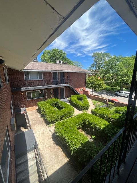 1st image of 3410 Harrison St #10