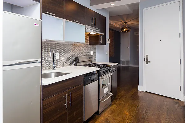 Rented by Nooklyn NYC LLC | media 40