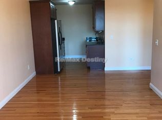 102 Fellsway W, Somerville, MA 02145
