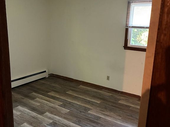 4th image of 2808 30th Ave S APT 3