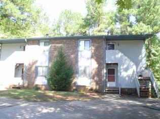 916 Hearthridge Ct APT B, Raleigh, NC 27609