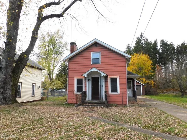 421 Dorman Rd, Conneaut, OH 44030