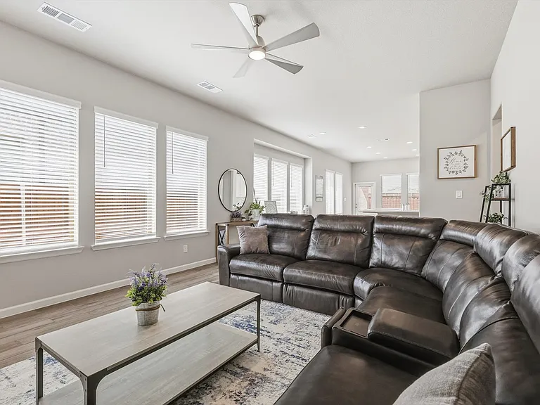 3141 Brazoria Dr — Photo 10