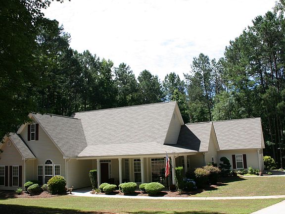 2nd image of 71 Meadows Creek Ln