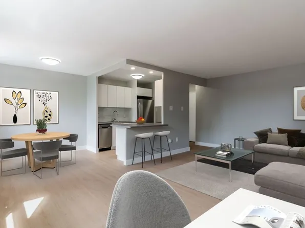 833 Kennedy Rd, Toronto, ON M1K 2E3