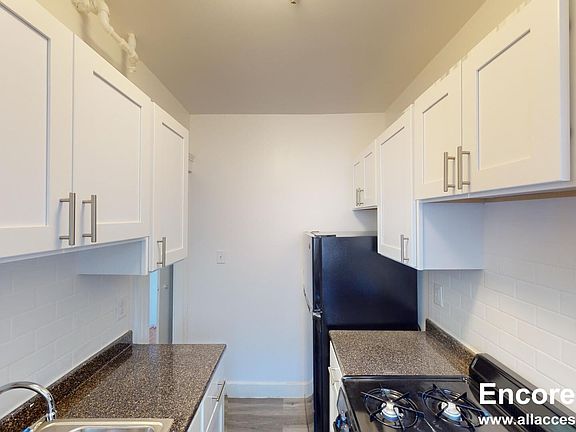 4th image of 464 Commonwealth Ave #1111