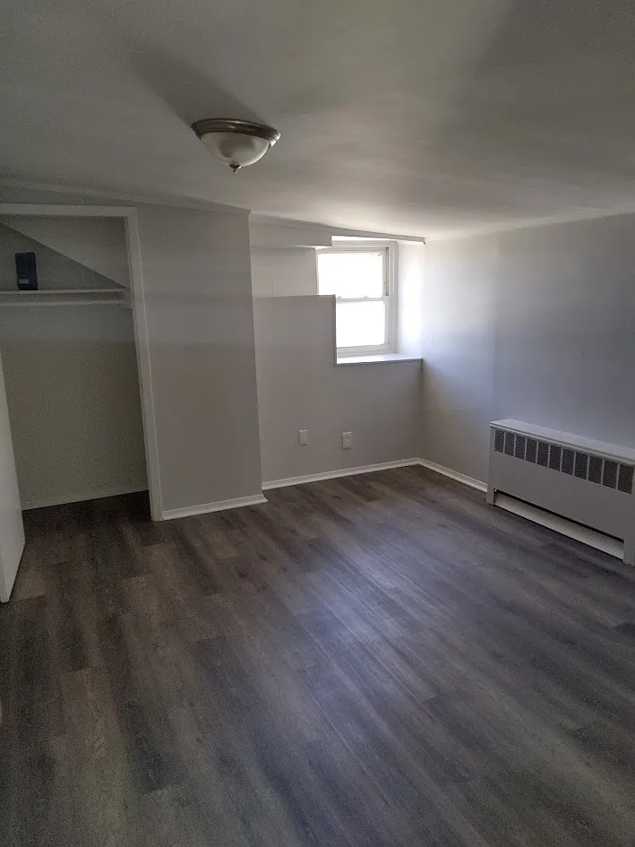 4 bed, 1000 sqft, $3,600 — Photo 4