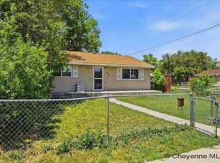 256 Cribbon Ave, Cheyenne, WY 82007