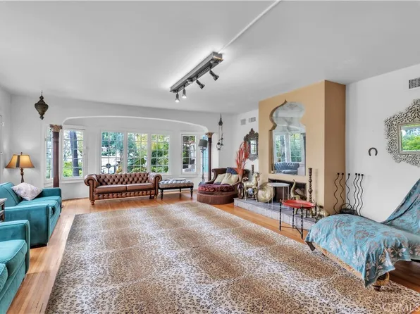 2275 Vasanta Way, Los Angeles, CA 90068