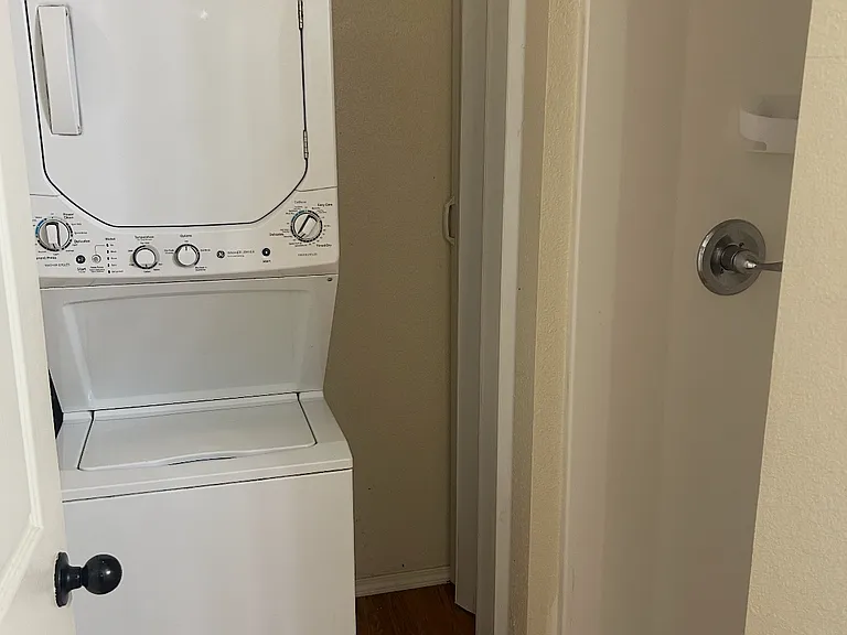 2323 Jordan St #2321 — Photo 3
