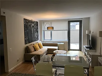 Rented by R New York
